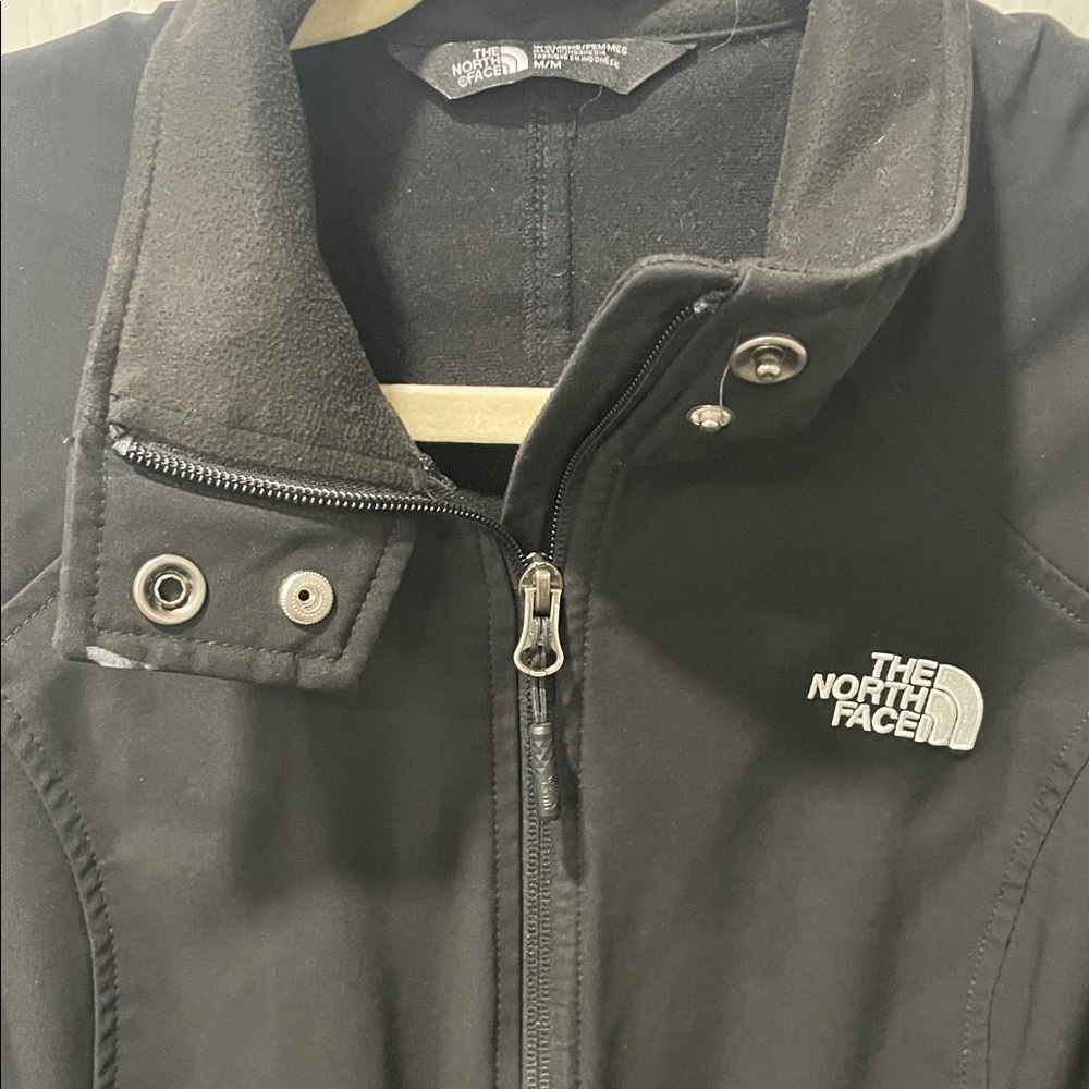 The North Face Women's Black Ski Jacket - Picture 2 of 3